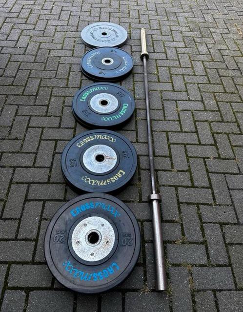 155kg Crossmaxx Competition Bumperplates + Crossmaxx Barbell, Sport en Fitness, Fitnessmaterialen, Gebruikt, Halterschijven, Ophalen