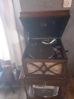 His masters voice platenspeler met 71 platen, Ophalen of Verzenden