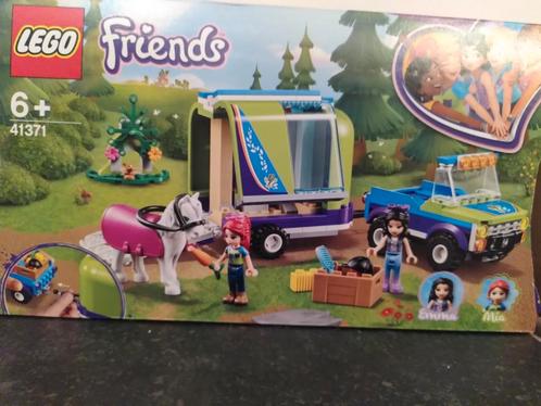 Lego friends Mia's paardentrailer ,compleet, Kinderen en Baby's, Speelgoed | Duplo en Lego, Zo goed als nieuw, Lego, Ophalen