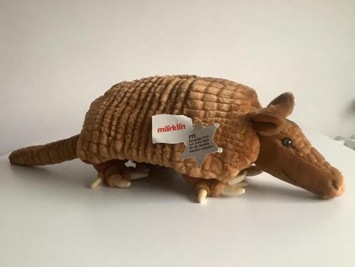 Zeldzaam vintage gelimiteerd Steiff gordeldier, Verzamelen, Beren en Cherished Teddies, Nieuw, Stoffen beer, Steiff, Ophalen of Verzenden