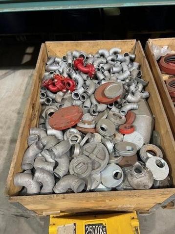 2227. Victaulic hulpstukken / bochten / beugels / klemmen beschikbaar voor biedingen