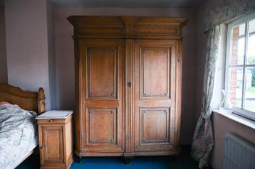 Garde-robe ancienne bois clair, Antiquités & Art, Enlèvement