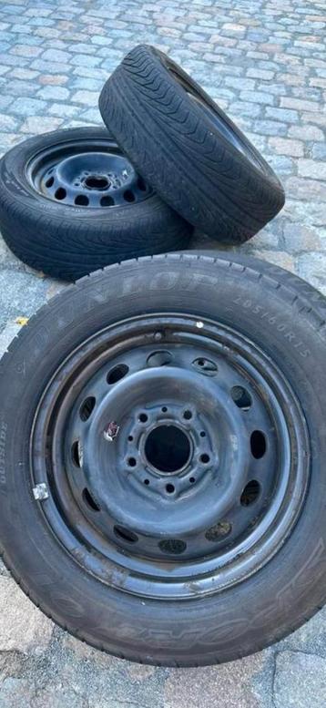 4 stalen velgen met Band beschikbaar voor biedingen