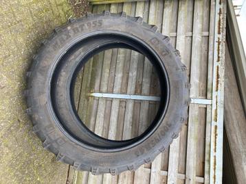 2 pneus de tracteur 300/95R46 BKT AgriMax RT-955, Enlèvement