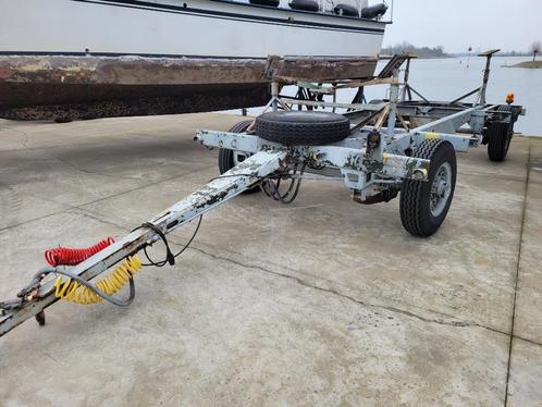 Boottrailer 5 ton - 8 ton, Watersport en Boten, Boottrailers, Gebruikt, Kielboottrailer, 3000 kg of meer, 6 tot 9 meter, Stallingstrailer