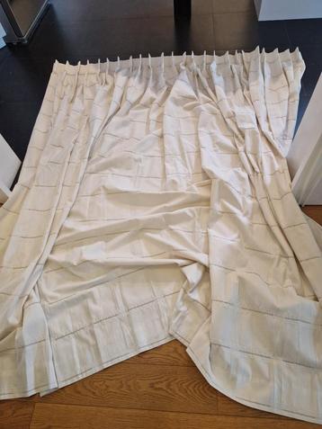 2 grands rideaux écru 2mx2m40 + tringle 3m90 beschikbaar voor biedingen