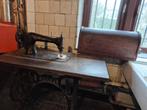 Antieke PFAFF trapnaaimachine met origineel onderstel, Antiek en Kunst, Antiek | Naaimachines, Ophalen