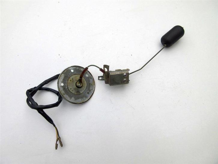 Suzuki GSX750 benzinetank vlotter tankvlotter GSX 750 ES EF, Motoren, Onderdelen | Suzuki, Gebruikt, Ophalen of Verzenden