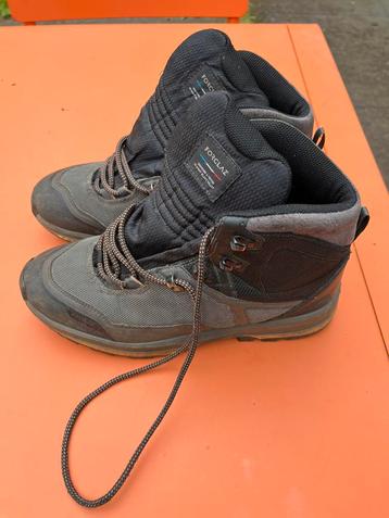 Bergschoenen maat 42 weinig gedragen beschikbaar voor biedingen