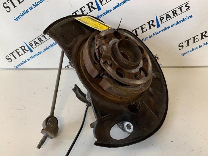 Fusee links-achter van een Mercedes S-Klasse, Auto-onderdelen, Ophanging en Onderstel, Mercedes-Benz, Gebruikt, 3 maanden garantie