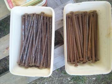 spijkers, groot formaat beschikbaar voor biedingen