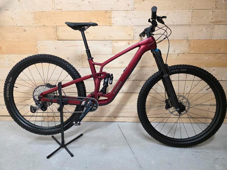 Trek EX Fuel 9.7 Carbon *Full Suspension *7/2024*Nieuwestaat, Fietsen en Brommers, Fietsen | Mountainbikes en ATB, Trek, Fully