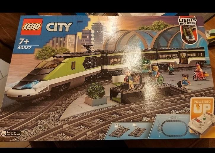 Nouveau train de voyageurs 60337 NON TERMINÉ, Enfants & Bébés, Jouets | Circuits, Enlèvement ou Envoi