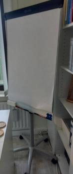 Flipchart/whiteboard met wieltjes (Nobo), Zakelijke goederen, Kantoor en Winkelinrichting | Kantoormeubilair en Inrichting, Vergader- of Presentatieruimte