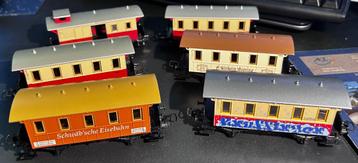 3261. H0 Märklin set voor personenauto's in rood en ivoor. beschikbaar voor biedingen