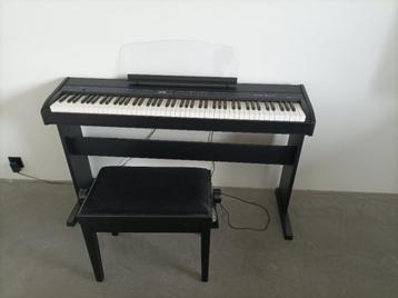 orla studio piano beschikbaar voor biedingen