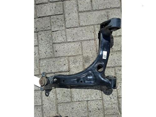 Draagarm rechts-voor van een Volkswagen Crafter, Auto-onderdelen, Ophanging en Onderstel, Volkswagen, Gebruikt, 3 maanden garantie