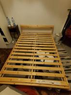 Lit , Cadre de lit Ikea  140× 200 , avec lattes. Bon etat, Maison & Meubles, Chambre à coucher | Lits, Enlèvement, Bois