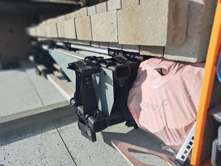 Complete zonepanelen instalatie, Doe-het-zelf en Bouw, Zonnepanelen en Toebehoren, Gebruikt, Compleet systeem, 200 wattpiek of meer
