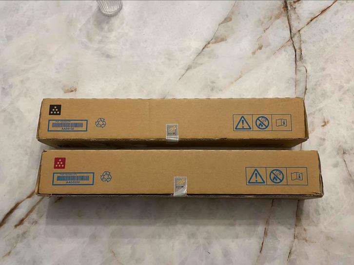 2 Toners voor Konica Minolta TN328 Magenta en zwart NIEUW, Computers en Software, Printerbenodigdheden, Nieuw, Ophalen of Verzenden