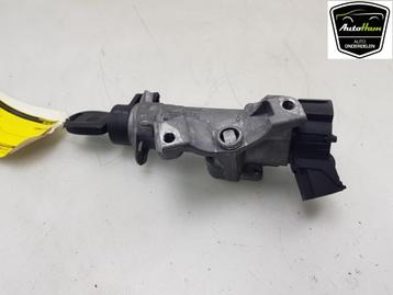 CONTACTSLOT + SLEUTEL Seat Ibiza IV (6J5) (01-2008/06-2017) beschikbaar voor biedingen