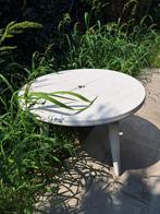 Gratis witte terrasset, Ophalen, Gebruikt