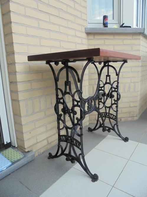 Prachtig art-deco achtig tuin- , terras- , bijzettafeltje, Tuin en Terras, Tuintafels, Zo goed als nieuw, Rechthoekig, Ophalen