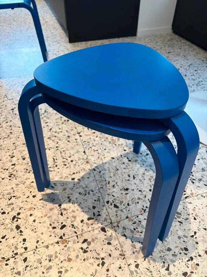 Houten kruk blauw - Ikea Kyrre, Maison & Meubles, Tabourets, Comme neuf, Bois, Enlèvement