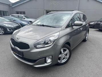 Kia Carens 1.6i | Camera | Cruise | Gps | 7plaats | Airco | beschikbaar voor biedingen