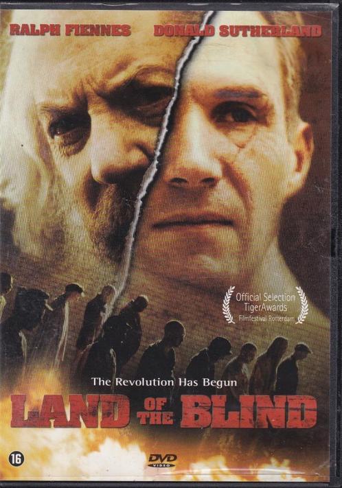 Land Of The Blind (2006) Ralph Fiennes - Donald Sutherland, CD & DVD, DVD | Thrillers & Policiers, Utilisé, Mafia et Policiers