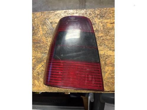 Achterlicht links van een Volkswagen Golf, Auto-onderdelen, Verlichting, Volkswagen, Gebruikt, 3 maanden garantie, Ophalen of Verzenden