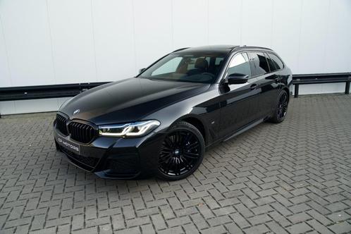 BMW 530 i TOURING | X-DRIVE | M-PAKKET | PANO | TREKHAAK, Auto's, BMW, Bedrijf, Te koop, 5 Reeks, 4x4, ABS, Achteruitrijcamera