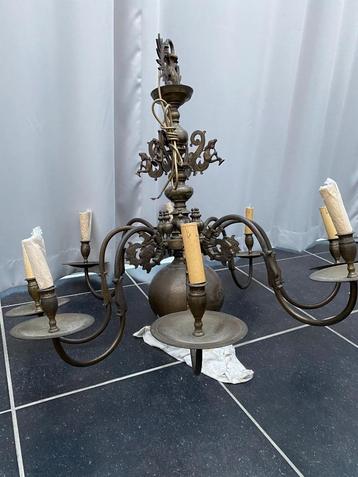 Antique Chandelier from Antwerp City Hall/stadhuis beschikbaar voor biedingen