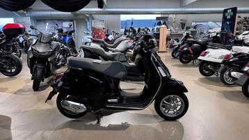 Vespa GTS 125 - 12/2024 - 0 KM - NIEUW - Promo beschikbaar voor biedingen