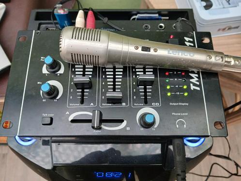 Marque Auna modèle TMX-2211 + Micro filaire Lenco, Muziek en Instrumenten, Mengpanelen, Gebruikt, Ophalen
