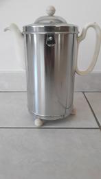Koffiepot met metalen omhulsel/muts om de kan warm te houden, Antiek en Kunst, Ophalen