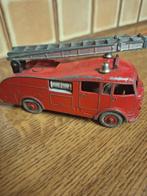 Dinky supertoys Fire Engine 955, Hobby & Loisirs créatifs, Dinky Toys, Utilisé, Enlèvement ou Envoi, Bus ou Camion