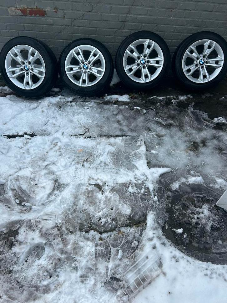 Jantes BMW 17” + pneus Pirelli 225/50 R17 -5120, Autos : Pièces & Accessoires, Pneus & Jantes, Pneus et Jantes, Pneus hiver, 17 pouces