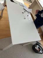 Table ikea, Huis en Inrichting, Woonaccessoires | Memoborden, Ophalen, Zo goed als nieuw
