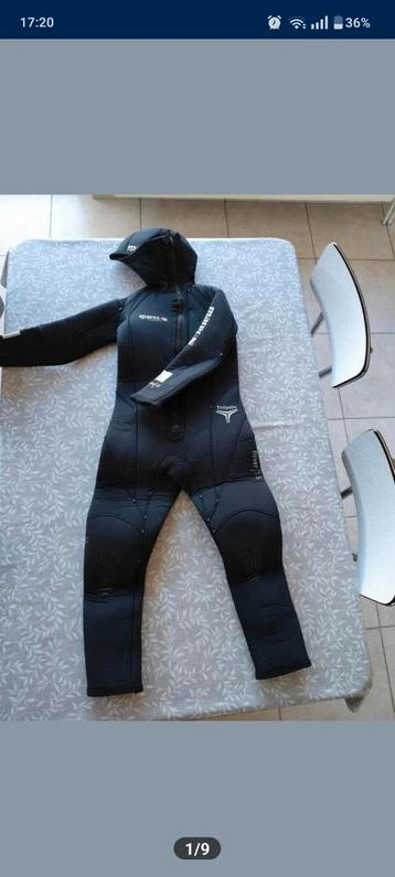 Mares Rover , warm neopreen duikpak kind beschikbaar voor biedingen