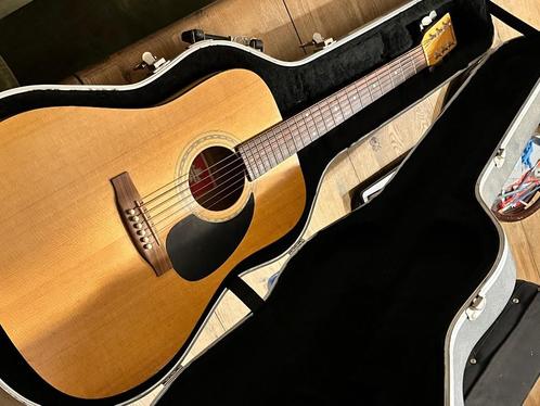 Norman akoestische gitaar, Muziek en Instrumenten, Snaarinstrumenten | Gitaren | Akoestisch, Gebruikt, Western- of Steelstringgitaar