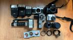 Lot vintage camera’s + lenzen + flash + accessoires, Audio, Tv en Foto, Fotocamera's Analoog, Ophalen, Gebruikt, Canon