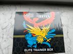 Pokemon hidden fates ETB, Hobby en Vrije tijd, Verzamelkaartspellen | Pokémon, Ophalen, Boosterbox