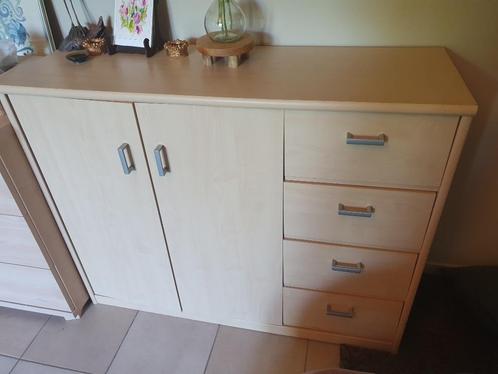 Kleine Linnenkast Slaapkamer – Compact & Stijlvol, Huis en Inrichting, Kasten | Ladekasten, Gebruikt, Overige houtsoorten, Ophalen
