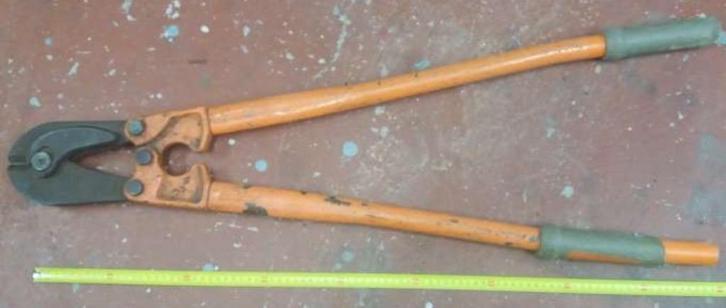 Grand coupe-boulon robuste, longueur 930 mm/55 euros, Bricolage & Construction, Outillage | Outillage à main, Utilisé, Enlèvement