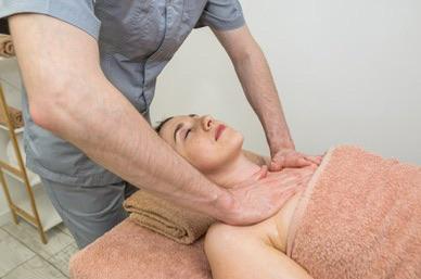 Massage voor vrouwen, Diensten en Vakmensen, Welzijn | Masseurs en Massagesalons, Bedrijfsmassage, Ontspanningsmassage, Sportmassage