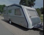 Nette caravan Kip Greyline met luifel, voortent en vast bed, Caravans en Kamperen, Standaardzit, Kachel, 75 kg, Kip