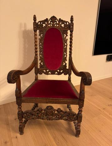 Sinterklaas stoel gestoffeerd beschikbaar voor biedingen