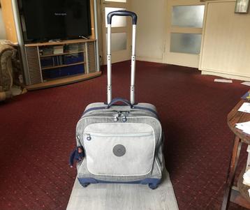 Cartable KIPLING à Roulettes Trolley., Envoi, Utilisé