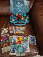 Bakugan setje met magnetische en gewone kaarten, Ophalen of Verzenden, Zo goed als nieuw